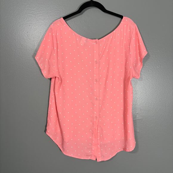 Torrid Women's Pink Polka Dot Back Button Up Boxy Georgette Top - Size 00 (M/L) - Picture 7 of 7